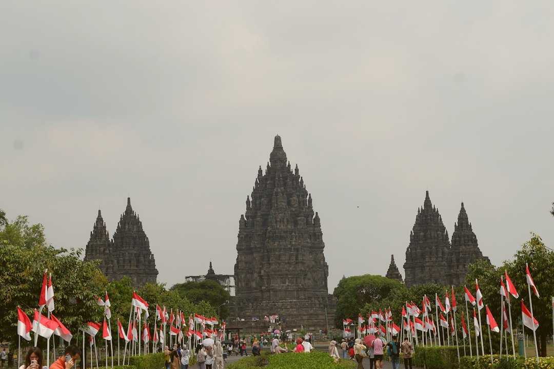 Aplikasi dan Layanan Penting untuk Pendatang Baru di Jogja